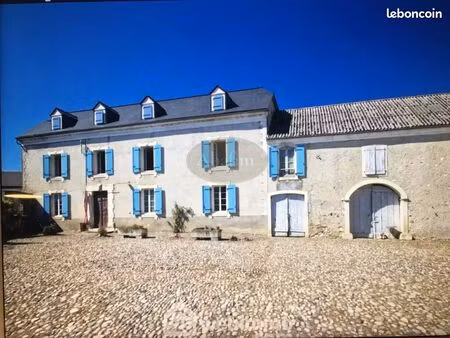 maison 12 pièces 350 m²