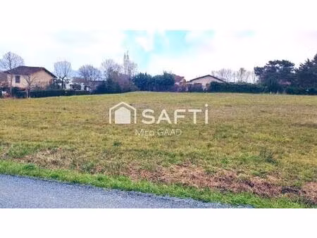 terrain constructible 4000m2 divisible hors lotissement