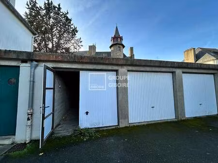 vente garage et parking à saint-malo (35400) : à vendre / 17m² saint-malo