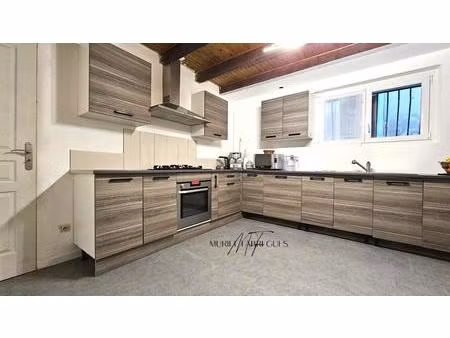 maison de village 6 pièces  4 ch  surface au sol de 180 m2  11150 pexiora