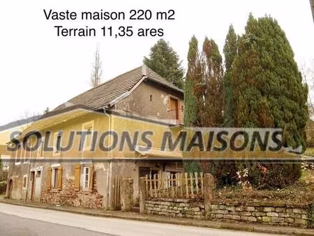 maison individuelle a renover  avec terrain