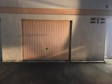 vente garage frejus  21m² 35 000€ avec garage var