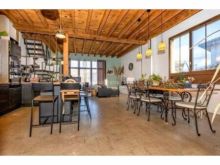 vente maison 4 pièces 140 m2 à champagne-en-valromey