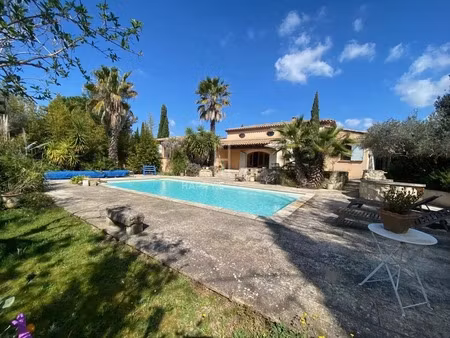 maison de qualité à arles