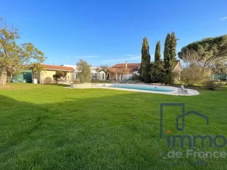 achat maison 9 pièces 300m² montrond les bains 42210