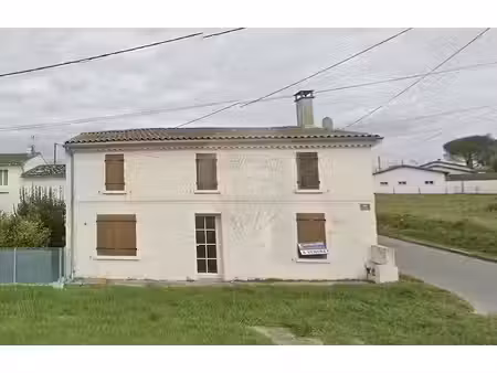vente maison 5 pièces 91 m² à les gonds (17100)  92 000 €