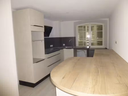 location appartement 2 pièces 95m² le puy en velay 43000