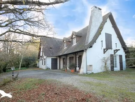 vente maison 5 pièces 188 m² à saint-méard-de-drône (24600)  185 000 €