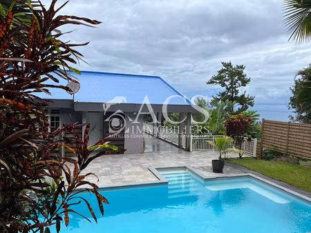 haut de villa t5 meublé indépendant avec piscine privée et g