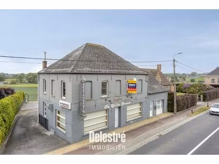 gebouw gemengd gebruik te koop in lierde