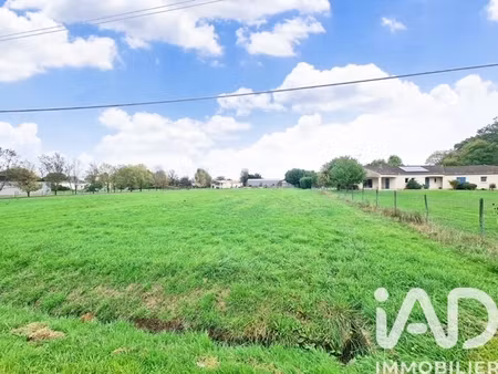 vente terrain à bâtir 824 m²