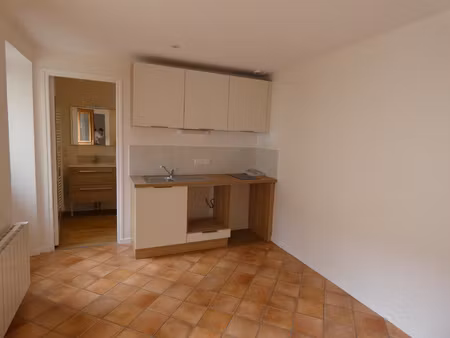 location appartement 2 pièces 24m² beaune 21200