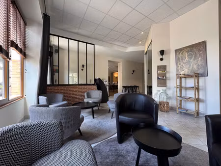 fonds de commerce à vendre roanne 25 pièce(s) 1200m2 1 472 600€