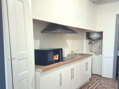 vente immeuble 5 pièces  141.00m²  bédarieux