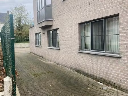 autostaanplaats  handzame