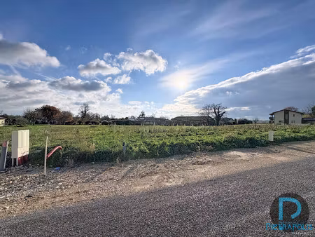 chaveyriat - terrain a batir 718 m²