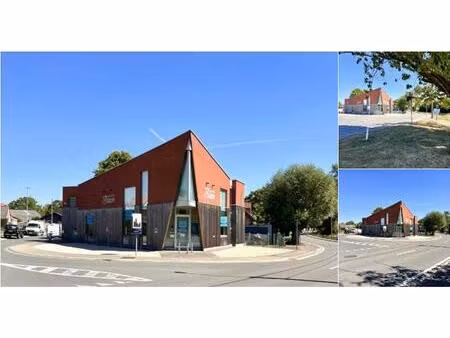 surface commerciale à vendre à poekelaan 2 beveren-leie (rbu82408)