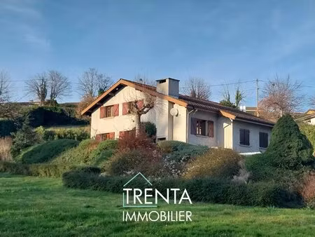 maisons à vendre 7 pieces  piscine et grand terrain