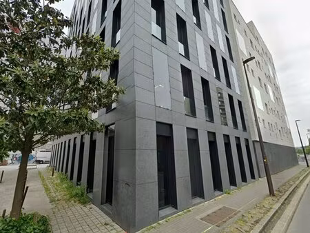 location local professionnel 186m² nantes 44200