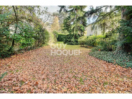 chaville rd magnifique terrain constructible de 330 m2