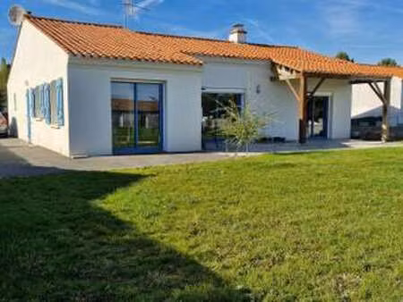 vente maison à grand'landes (85670) : à vendre / 115m² grand'landes