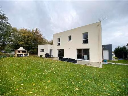 vente maison à la baconnière (53240) : à vendre / 170m² la baconnière