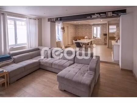 maison de village avec cour intérieure et garage