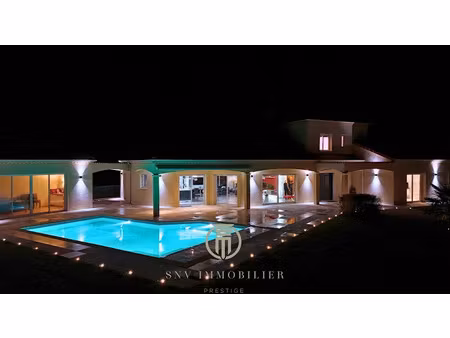 vente maison 9 pièces 276 m² à roanne (42300)  1 150 000 €