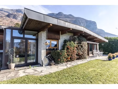 vente maison 5 pièces 190 m² à veyrier-du-lac (74290)  1 575 000 €