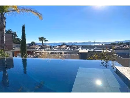 villa de luxe de 5 pièces en location sainte-maxime  provence-alpes-côte d'azur