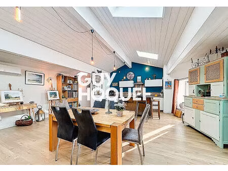 maison en pierre 2 chs + bureau + terrasse et cour - 71570 pruzilly