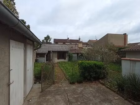 maison à louer - 4 pièces - 105 m2 - graulhet - 81 - midi-pyrenees