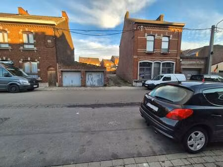 rare opportunité ! ensemble de 11 garages ! dampremy