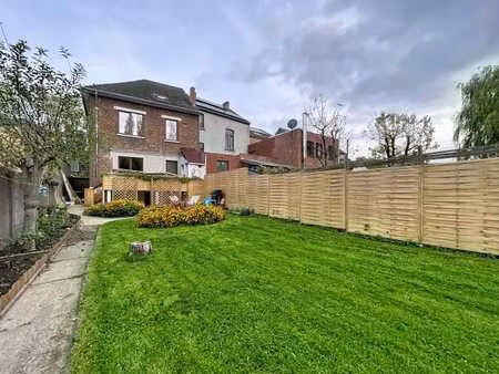 +++ visites suspendues +++ maison 4 chambres de 216m² remise