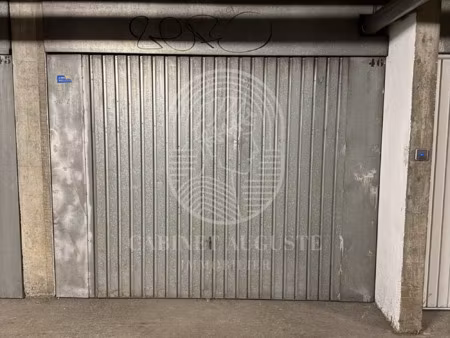 box séurisé de 14 8m2 en sous sol - nîmes centre / montaury