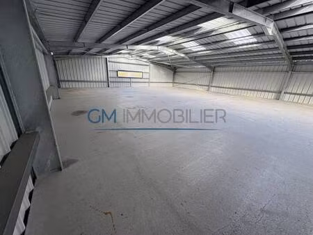 local commercial à louer