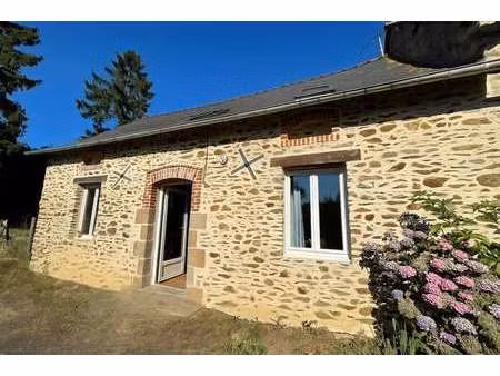 vente maison à cossé-le-vivien (53230) : à vendre / 79m² cossé-le-vivien