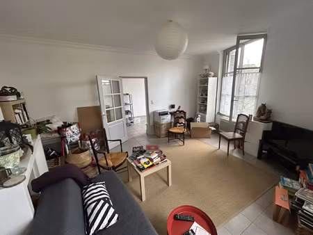 appartement 110 m2 4 chambres + bureau