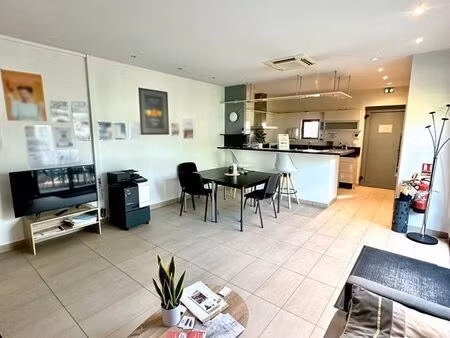 bureau 102m2 à louer