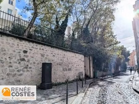 studio en viager 5 pièces 199 m²