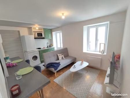 t2 de 25 m² entièrement refait à neuf  electricité compris