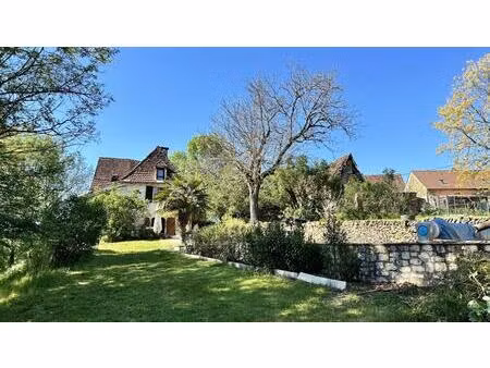 exclusivite - secteur gourdon - maison en pierre atypique  four à pains  piscine sur 3455 