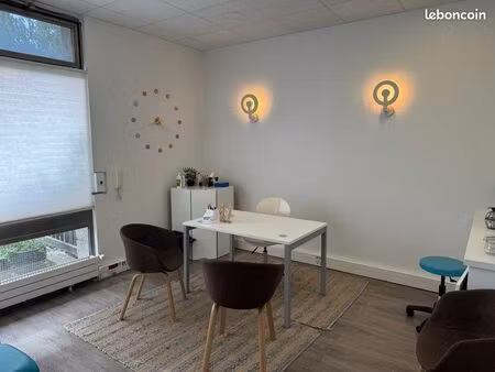 loue salle dans cabinet médical