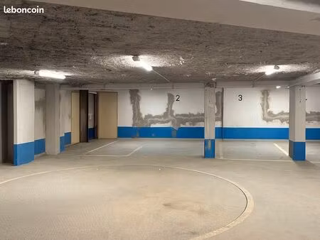 entrepôt 260 m² paris 08