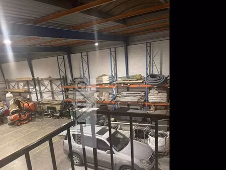 vente local industriel 1188 m² marines (95640)