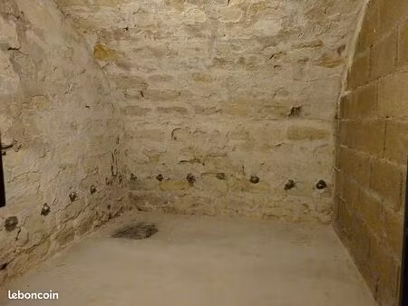 location cave paris 17e