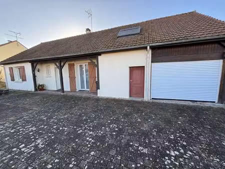 vente maison à crosmières (72200) : à vendre / 82m² crosmières