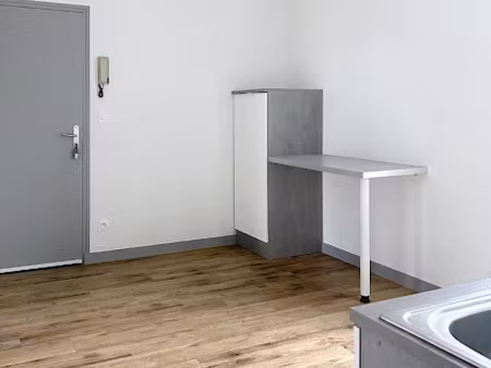 location appartement 2 pièces 45.9 m² à chateaubriant (44110)  473 €