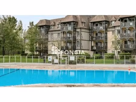 charmant t2 de 33 m² – résidence du golf de deauville – vue piscine  calme & verdure