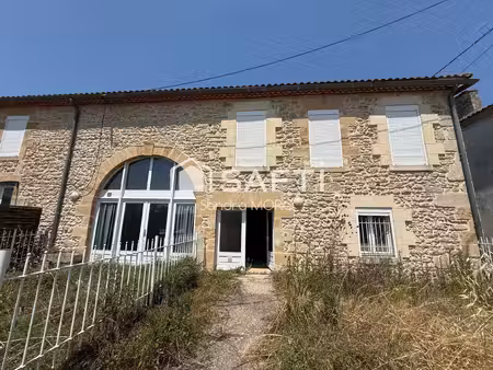 à vendre – ensemble immobilier en pierre divisé en 4 logements – casseuil